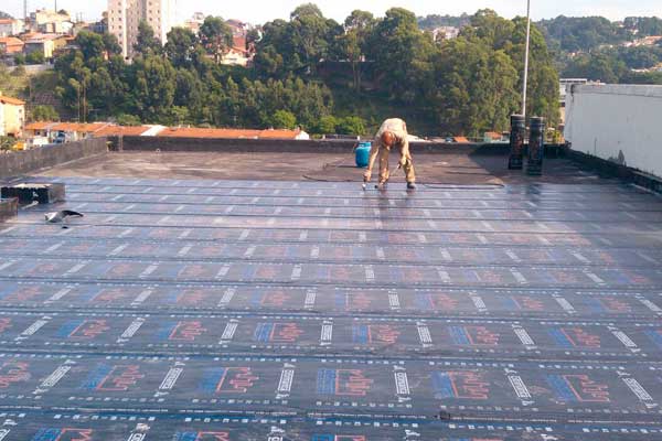 Impermeabilização em laje: como escolher a empresa certa